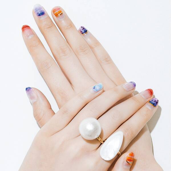 爪先から夏を取り入れちゃお 海の風景をそのまま写し取ったようなネイルシールにうっとり 19年6月2日 エキサイトニュース