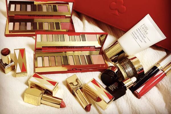 連載 ベストバイ19 可愛いだけじゃない 11点も入ってお得な エスティローダーの19クリスマスコフレ 19年12月31日 エキサイトニュース