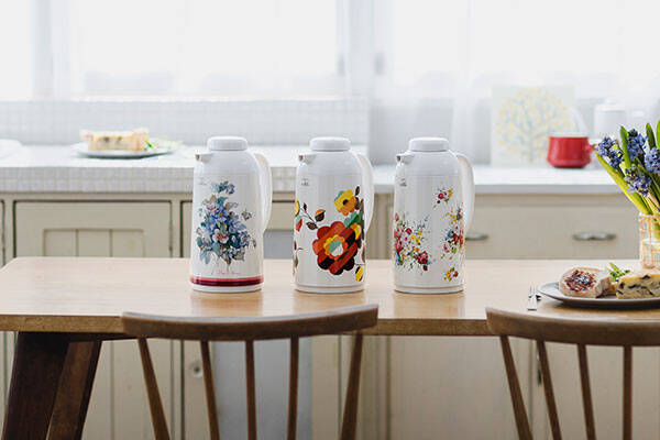 象印から昭和レトロな花柄ポットが復刻されているよ デザインは昔なつかし 性能は今どきって最高では 21年7月10日 エキサイトニュース