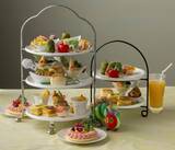 「ママとパパと同じがいい〜！が叶う✨帝国ホテル『はらぺこあおむし』のアフタヌーンティーは大人と子どもが一緒に楽しめます」の画像1