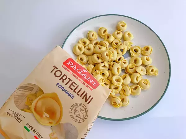 カルディに売ってるかわいい指輪…じゃなくてチーズ入りパスタ「トルテリーニ」が万能！どうやって食べるのがベストなの？