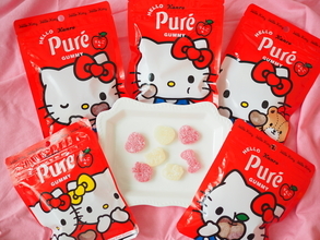 ピュレグミ史上最高にラブリーかもっ❣️真っ赤なパッケージが目印の「ピュレグミ×ハローキティ」はグミの形にも注目だよ【#グミ偏愛レポ】