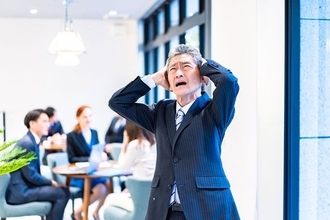 中高年社員の立場があまりに弱すぎる…｢老害を自称する人｣5パターンの複雑心理と報われなさ