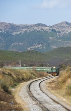 中国の資金は届かず､車両はボロボロのまま…9年待ち続けたパキスタン鉄道が､日米主導の銀行に再び頼る皮肉