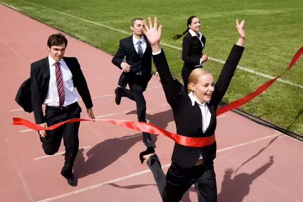 ｢親ガチャ｣に外れても貧乏でも人生大逆転できる…｢一生負け組｣の英米にはない､日本だけの"最強アイテム"