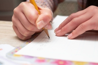 学校で習う｢漢字の書き順｣は"絶対"ではない…60年以上前に作られた文部省の｢手びき｣が基準となったワケ