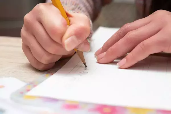 学校で習う｢漢字の書き順｣は"絶対"ではない…60年以上前に作られた文部省の｢手びき｣が基準となったワケ