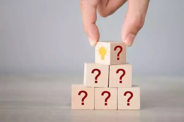 「｢何か質問は?｣会議中の突然の振りに神対応できる…"鋭い人"が密かに用意している｢緊急対策フレーズ｣」の画像