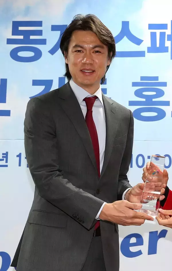「森保ジャパンでよかった…W杯1次敗退で韓国サッカー界が大炎上､海外メディアが報じた"日本代表との落差"」の画像