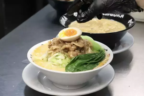 「家電販売員→スペインで年商20億円の｢ラーメン王｣に…就職氷河期世代の男性(50)を変えた｢3つの手放し｣」の画像