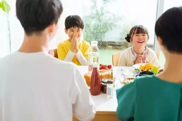 「三流の親は｢夏休みの宿題を早くやりなさい｣､では一流の親は…｢指示でも命令でもない｣子を動かせる親の言葉」の画像