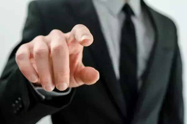 ｢ごめんなさい｣はむしろ逆効果…市役所が困り果てた｢クレーマー市民｣を1分で撃退した"新人職員の神対応"【2025年11月BEST】