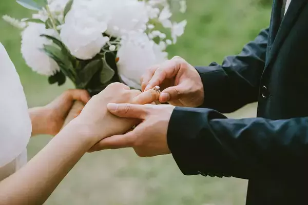 ｢後悔しない結婚｣のために何歳まで待つべきか…数学者が導き出した｢30歳｣でも｢35歳｣でもない最適解