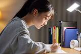 「｢A判定を取る自分｣を想像すると成績は落ちる…実験で判明｢成績が上がった生徒が思い描いたもの｣」の画像2
