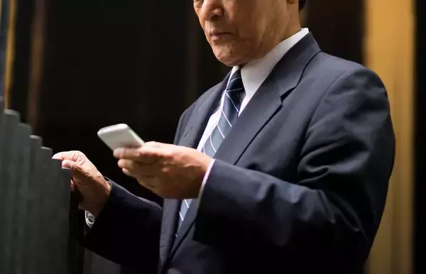 「Facebookで仕事に応募しただけなのに…元公務員34歳女性が｢日本人男性を狙った特殊詐欺｣の実行役になるまで」の画像