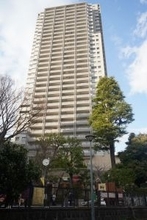 ｢オシャレな雑貨店｣は撤退し､タワマンは大盛況…代官山が｢100均に行列ができる街｣に変化した深いワケ