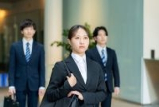 ｢仕事はほとんど“どうでもいいこと”である｣出口治明77歳が社会人1年目に伝えたい“人生の超重要事項”