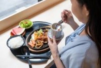 起床後8時に朝食を摂ったら昼食､夕食は何時がいいか…医師｢血糖値の急上昇を抑える"一日3食の時間帯"｣