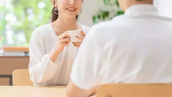 相手のパートナーを｢旦那さん｣｢奥さん｣と呼んでいいのか…会話のプロが提案する万能な"言い換えワード"