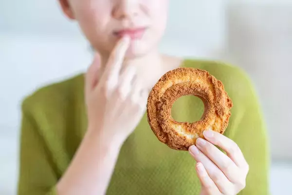 「玄米菜食､野菜ジュースは逆効果のリスク大…現役医師が絶対やらないでという｢がんの食事療法｣」の画像