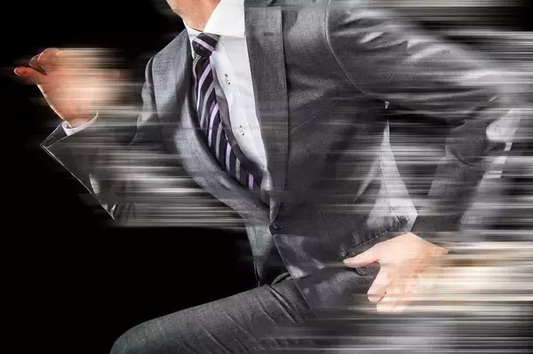 「人間の脳も｢再起動｣できる…上司からボロクソに怒られても"たった1分"で気分をリセットできる超簡単テク」の画像