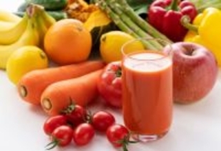 野菜ジュースを買うなら裏面を見たほうがいい…医師｢飲み続けると老化まっしぐらの危険な原材料の名前｣