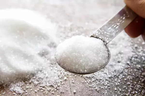 「一見､健康的だが｢太るスイッチ｣が入ってしまう…糖尿病専門医が｢食べるならお菓子のつもりで｣という食材」の画像