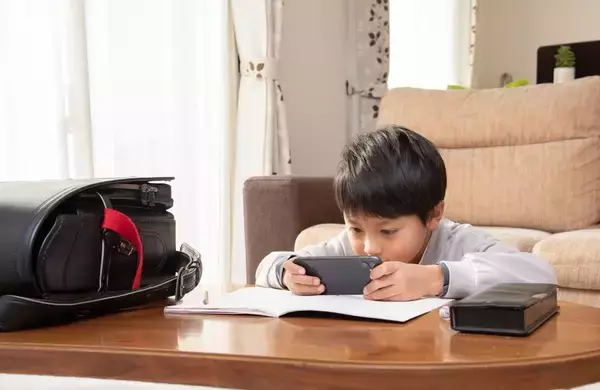 「スマホ三昧="残念な子"ではなかった…AIに聞けば一発でわかる｢子供の隠れた才能と"向いている職業"｣」の画像