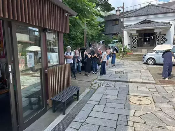 「1個140円の｢伊香保の温泉まんじゅう｣に大行列…買えない客に激怒されても､店を増やさず機械を使わないワケ」の画像