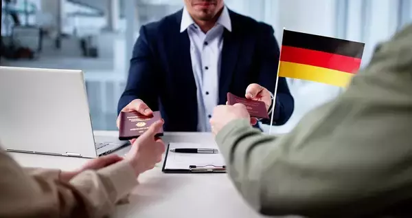 「移民を受け入れ続けた10年後がこれ…｢医療財政がボロボロ｣でも､人権国家をやめられないドイツからの警鐘」の画像