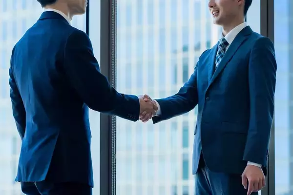 ｢何かお困りごとはありますか｣は愚問…売り込まないのに売れる営業が代わりに尋ねる｢最初の質問｣とは