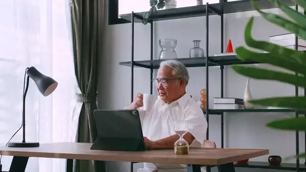 「だから90歳でイキイキ元気…60歳で｢軽度認知症｣と診断されたソニー元常務が続ける"最強の認知症予防"」の画像