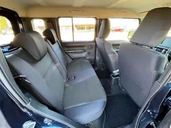 「だからスズキ｢ジムニー･ノマド｣は4日間で5万台も受注した…快適なSUVでは絶対味わえない"ギクシャク"の魅力」の画像