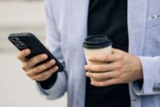 ｢スマホを断つ｣人は仕事ができない…トヨタの現場で鍛えられた社長が｢情報の大量インプット｣を続ける理由