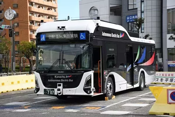 「日本車が｢遅れているから｣ではない…技術は世界一なのに｢完全自動運転｣に踏み込まない日本らしい理由」の画像