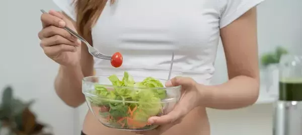 「｢カロリー制限｣｢ジム通い｣よりダイエット効果あり…医師が｢確実に体重を落とす｣と話す唯一無二の方法」の画像