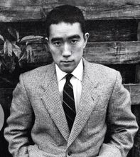 【ありがとう美輪明宏さん】バラ300本が今生の別れだった…｢ノーベル賞が欲しい｣と言った三島由紀夫に美輪明宏が切った痛烈なタンカ