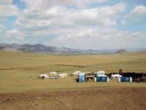 モンゴル人を虐殺しながら｢草原に笑顔があふれる｣…大量虐殺を隠蔽して日本向けに作られた"中国の月刊誌"