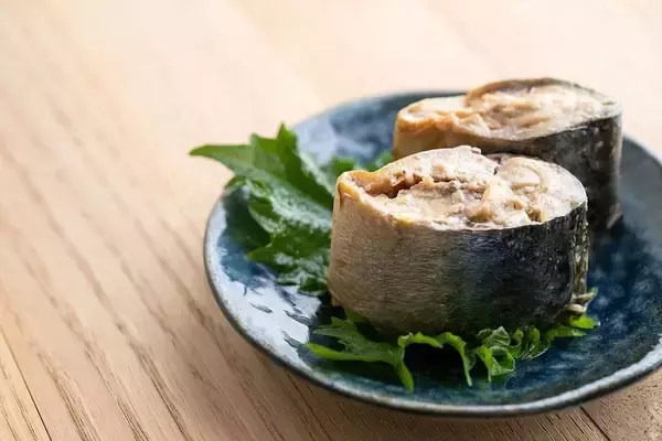 「｢血管を強くする魚｣がヨボヨボの原因に…焼く､煮る､揚げる､蒸すのうち｢老化促進物質AGEs｣が一番増える調理法」の画像