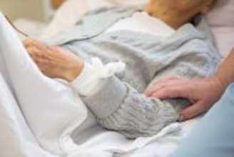 がんと老衰､どちらが残酷か…｢死んだ方がまし｣と繰り返す認知症の91歳母を看取った阪大名誉教授の"回答"