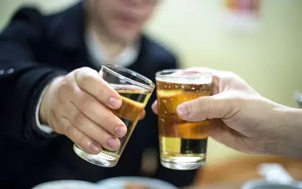 ｢エリート中のエリート｣だけど酒乱の学歴厨…人望ゼロなのに日本の首相になれた｢奇跡の政治家｣の名前