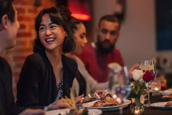 「ウォーキングより手軽で効果的…脳､筋肉､骨を同時に鍛える"室内でできる1セット2分の動作"」の画像