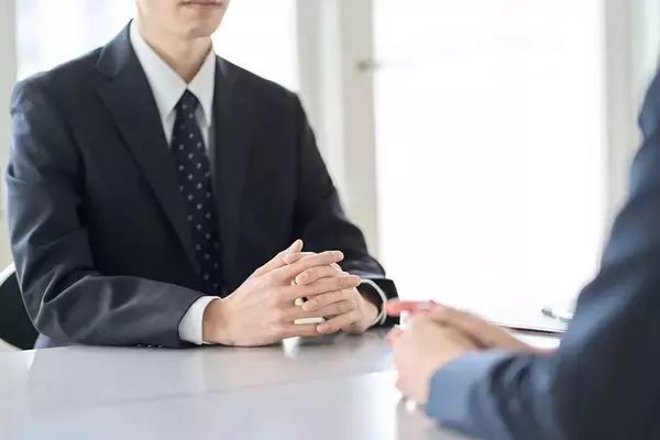 ｢内定辞退するなら200万円払え｣と豹変…コンサル志望の30代男性が絶句した｢悪徳エージェント｣の禁じ手