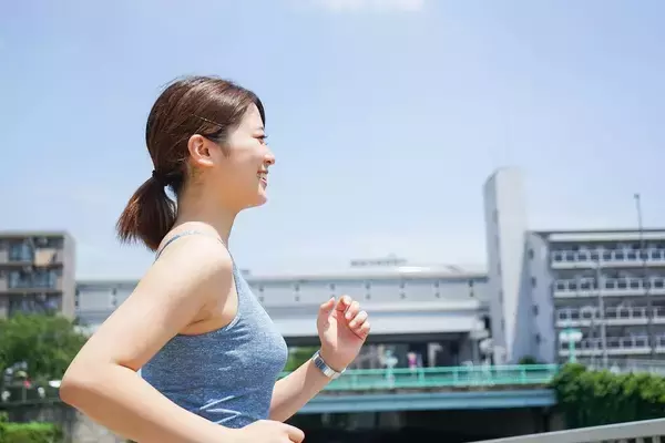 「ウォーキングより効果的…医師が｢血糖値と血圧を下げる｣と勧める食後たった5分の"ゾンビ体操"【2026年7月BEST】」の画像