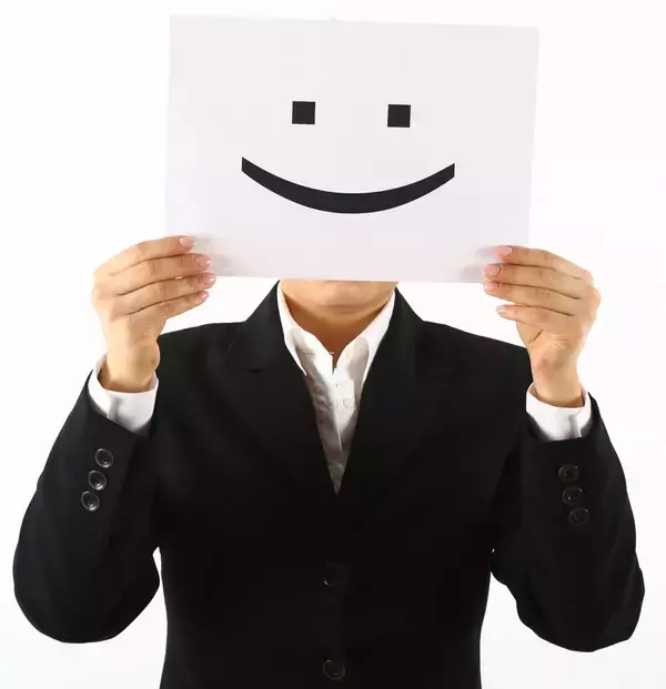 「｢圧迫褒め｣｢上から褒め｣…"良かれと思って"がハラスメントになる一発アウトな褒め方5パターン」の画像