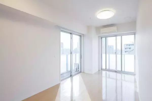 「大人気の｢最上階･角部屋･大きな窓｣は最悪の組み合わせ…引越後に電気代が跳ね上がるマンションの特徴4つ」の画像