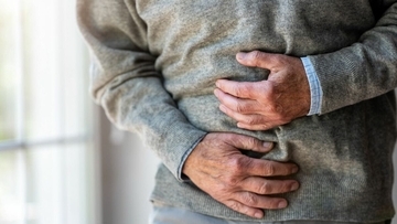 ｢健康にいい｣と思って毎日食べた→脂汗が止まらない激痛…15mm尿管結石を育てた60代男性の冷蔵庫の中身【内臓の異常サイン3選】