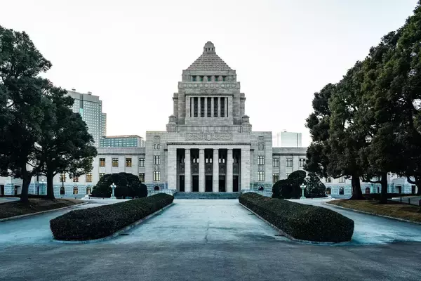 「政府は花粉症を甘く見すぎている…1880億円をケチって10兆円をドブに捨てる､現在進行中の"医療費改革"の真実」の画像