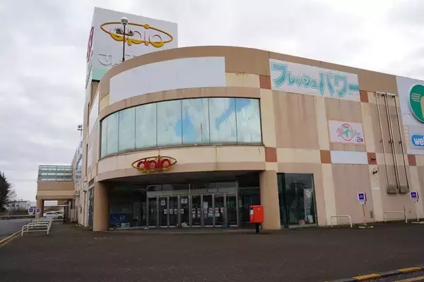 40→4店舗に激減､館内は｢立入禁止｣の張り紙だらけ…バブル崩壊直後にできた｢茨城の廃墟モール｣のいま