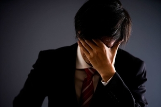 自分を責めない人は19分で忘れるのにマジメな人は73分も引きずる…嫌な出来事を追い出す"たった1秒の習慣"